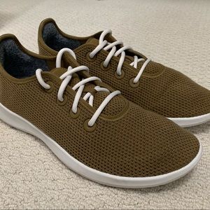 (Like New) Allbirds Tree Runners